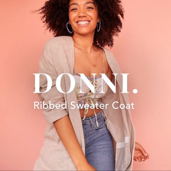 DONNI. Open front Gray Sweater Coat Size Unique - Picture 3 of 10